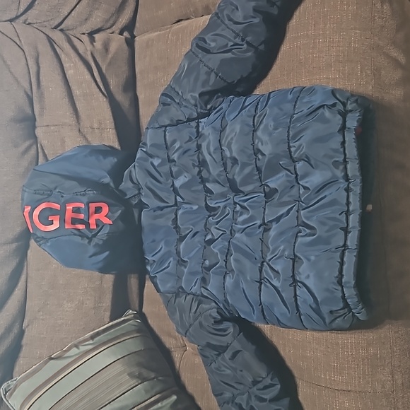 Fleece lined boys winter coat with hood - Picture 4 of 5